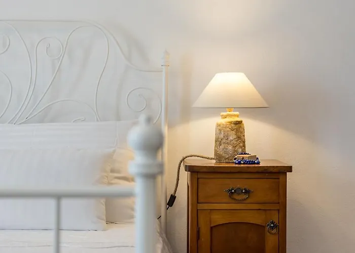 Apartment Art Amphora *